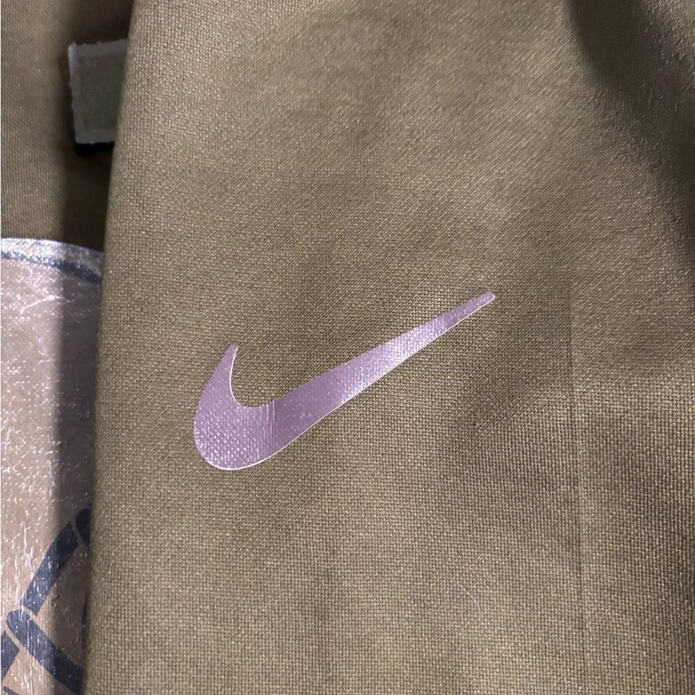 Cleveland Browns Nike Salute to Troops Boys Size Large